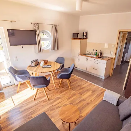 Koelpinsee 09 شقة فارين