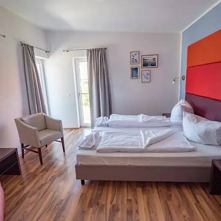 Koelpinsee 09 * فارين